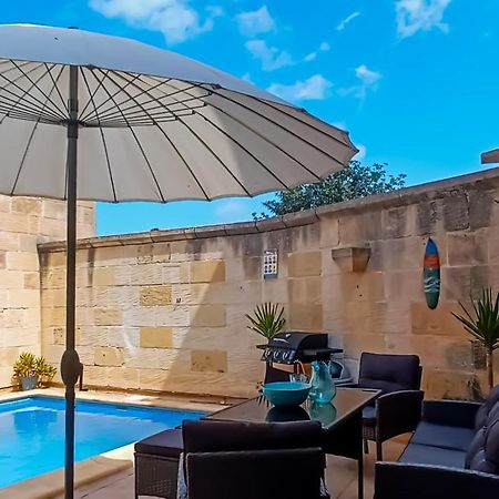 נדור Moonshine Villa מראה חיצוני תמונה