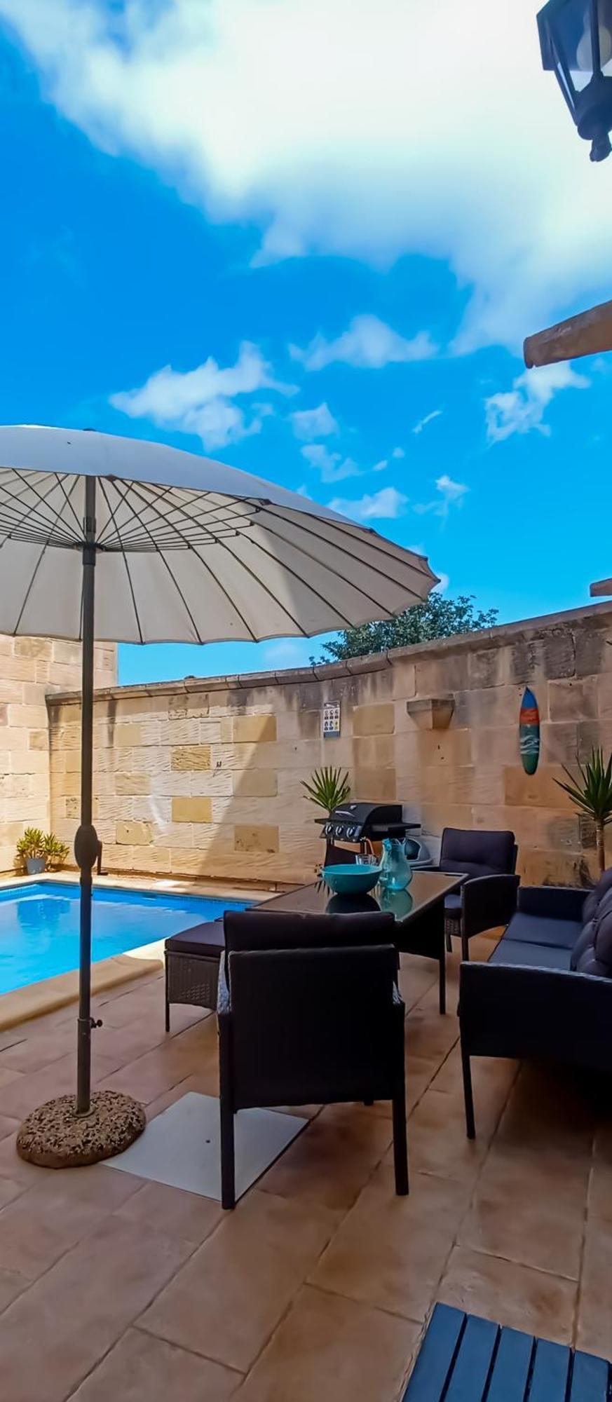 נדור Moonshine Villa מראה חיצוני תמונה