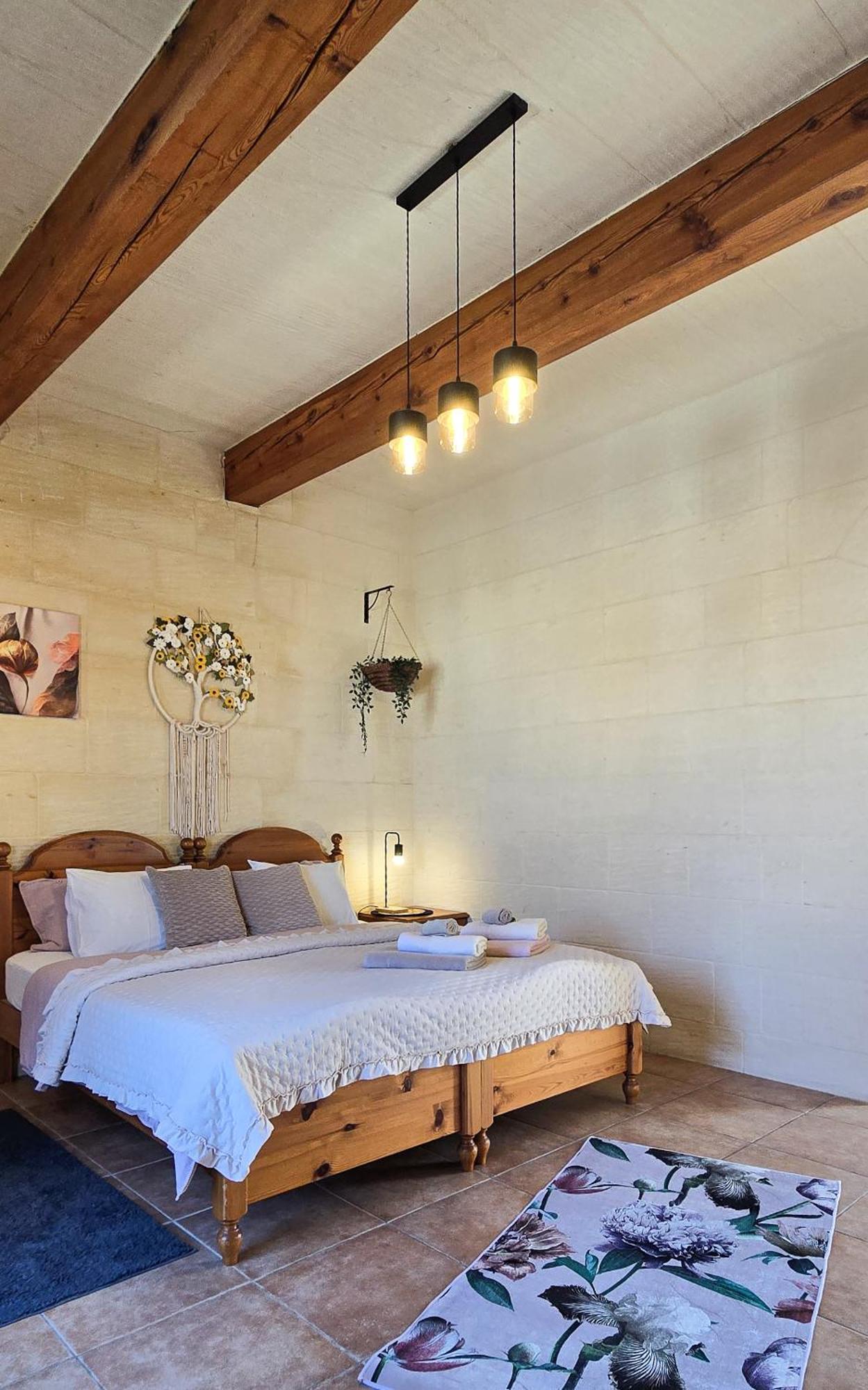 נדור Moonshine Villa מראה חיצוני תמונה