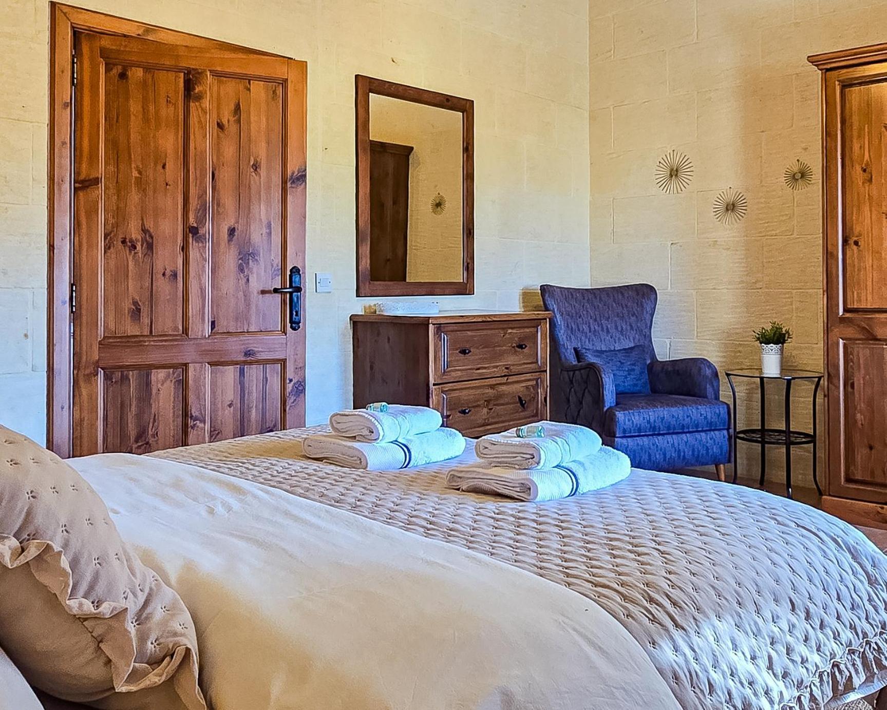 נדור Moonshine Villa מראה חיצוני תמונה